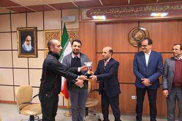 تجلیل از تیم های ورزشی کارمندان